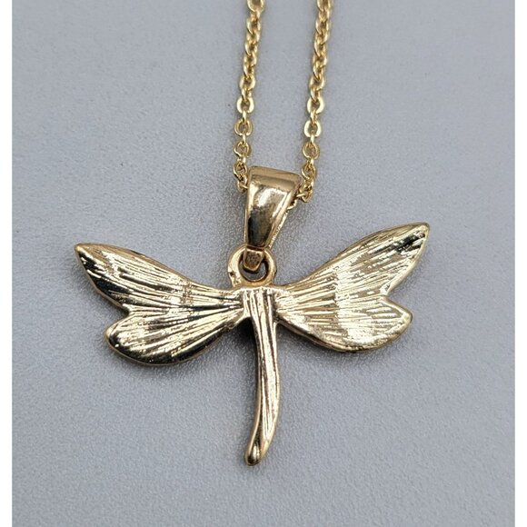 Dragonfly Rhinestone Encrusted Crystals Pendant Necklace Gold Tone 17" Chain - Picture 3 of 4